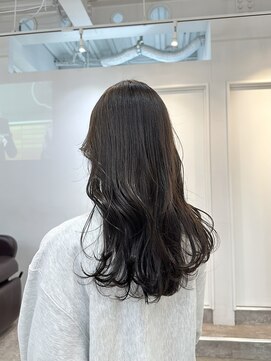 ロカ 表参道(loka) ベージュ/シアーカラー［表参道/髪質改善/インナーカラー］