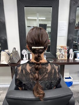 ルミュドゥプレシャス(LEMIEUX de precious) バレッタヘアアレンジ玉ねぎヘア