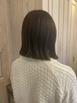 エイミーバイアフロート(amie  by afloat) 外はねボブ