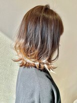 アリカ(alica)&nbsp;レイヤーボブナチュラルくびれヘアレイヤーカット外ハネミディ