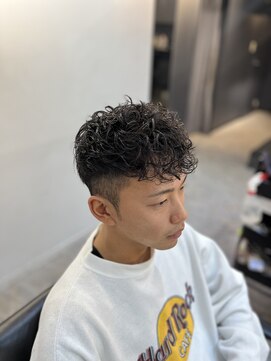 ブレンド 渋谷(BLend) 縮毛矯正.レイヤーカット.ブルーブラック.髪質改善. 黒髪