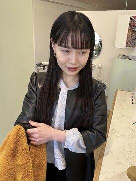 ユー(yew) ミディアムレイヤーカット/ウルフレイヤーカット/顔まわりカット