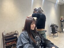 《施術》マンツーマンで施術させていただきます！！実力派スタイリストがお待ちしております☆