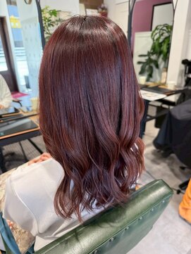 シャルムバイルーチェココ(CHARME by Lu'ce coco) 艶感ラズベリーレッド×ゆるやかウェーブ