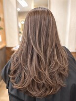 ナチュラルプラス 築町店(natural+) 大人の透明感 白髪ぼかしハイライトロング