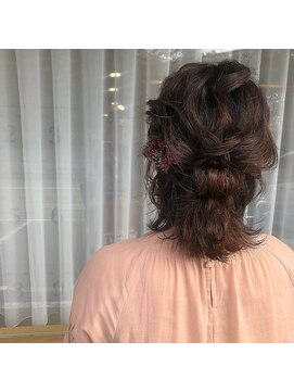 メルク(merc.) 【merc.加岳井】ハーフアップアレンジ