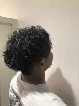 キー(KEY) メンズパーマ メンズスタイル かき上げスタイル