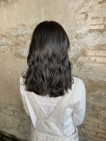 リーン(LEEN)&nbsp;重めミディ  ダークアッシュ【LEEN】