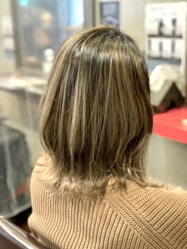 1+ アンプリュス(Unplus) ショコラベージュバレイヤージュ/市川/市川駅北口/市川真間