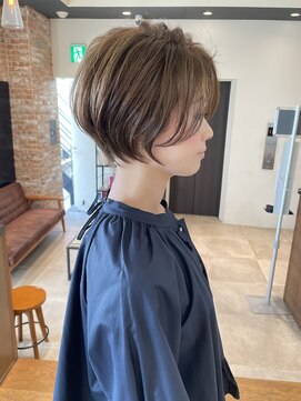 バンプ ギンザ(BUMP GINZA) 《30代40代》白髪ぼかしハイライト×前下がりボブ【イケダ】