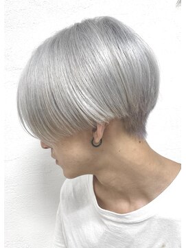 アッシュ 八王子店(Ash) シルバー/センターパート/ブリーチ/イルミナカラー/ケアブリーチ