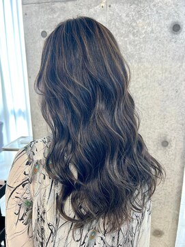 スウィープ 平尾(sweep) 赤み消し 白髪ぼかしハイライト 立体感 20代30代40代