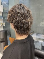 ツイストスパイラル　スパイラルパーマ　ハイライト