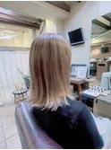 大人女子のハイトーンベージュカラー