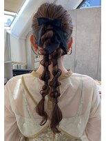 ロンド 表参道店(Lond)&nbsp;人気スタイルの一つ　ツイン編みおろし