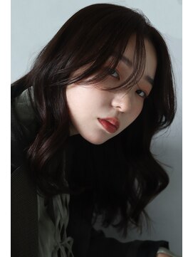 リアン バイ キートス(Lien by kiitos) マロンブラウン/秋冬カラー/レイヤーカット/くびれ巻き/顔まわり