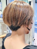 ヴィサージュファイン(VISAGE fine) 白髪ぼかし ハイライト ブリーチ ショート