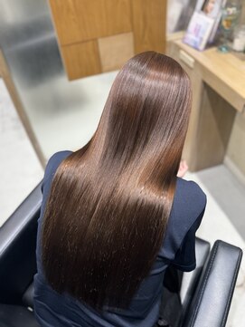 フォルテステラ(FORTE STELLA) 暗めカラー/髪質改善