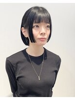 ファヴォリ(favori)&nbsp;【favori 自由が丘】黒髪ステップカットボブ