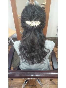 リアム ヘアアンドメイク(liam hair and make) [ｌｉａｍ]プチ編みハーフアップアレンジ