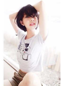 フォルテ 藤枝エピ店 デザインショートボブ