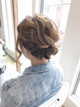 ロカット サロン(Roquat Salon) ゆるふわアップアレンジ【ヘアアレンジ　立川/立川南/八王子】