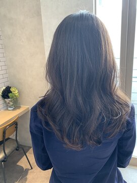 バリー(VALLEY) 【VALLEY hair care&spa】グレイカラーも楽しむヘアスタイル