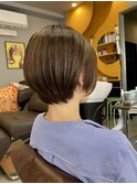 ショートボブ