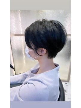 エレノア 梅田店(Eleanor) ハンサムショート