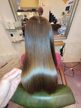 リリアン(Ririan) 【橋本】うる髪フルカラー+自社製品髪質改善トリートメント