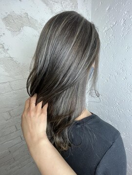 プライズ アイリス 池袋東口店(prize Iris) 白髪ぼかしハイライトイルミナカラー池袋