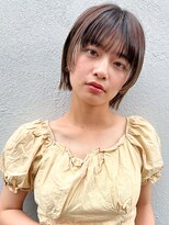 ミィ 表参道(mee.)&nbsp;ハセガワヒトシ　斜めバング　グレージュカラーシルキーベージュ