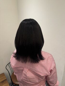 リリアーナ(LILIANA) レイヤーカット トレンドヘア 髪質改善 トリートメント 縮毛矯正