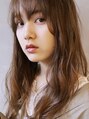 アグラントープ(a Gland taupe) ゆるっとしたシルエットが今っぽいくせ毛風ロング