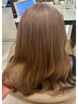 スタイル 横浜(STYLE) ブリーチ／横浜／ブリーチ/ブロンド/ベージュ