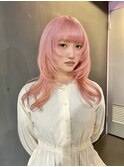 ウルフ×ベイビーピンクで肌色よく小顔に！