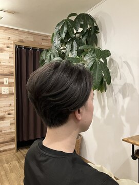 ヒュッゲ コロイコ(Hygge Coroico) メンズ ボブ。個性的でもあり 洗練されたおしゃれ男子に。