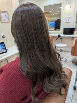 ティンク(Tink) ロートーングレージュ