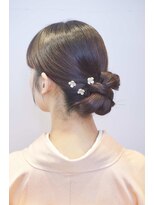 ファシー(faccie) リボンシニヨン アレンジ シニヨンスタイル