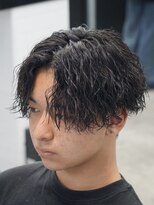 オーバル ジングウマエ(OVARL jingumae)&nbsp;縦落ちパーマセンターパートシャドウパーマサーフカール