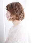 シースルーバングのニュアンスカールボブ
