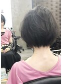 ショートボブ