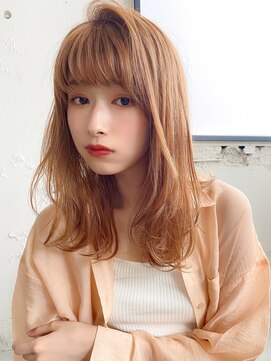 トゥーナ 表参道(tona) 小顔カット・外ハネボブ・くびれヘア・ペールベージュ