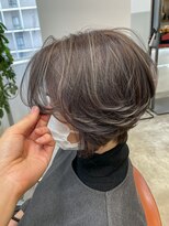 チェスト 神戸本店(CHEST)&nbsp;【前川卓磨】白髪活かしグラデーションボブ/ニュアンスパーマ