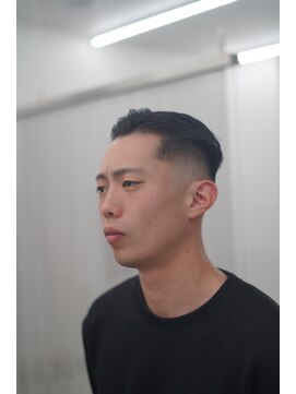 グランクラブ(GRANCLUB) カット　パーマ　フェード　シェービング　ヘッドスパ