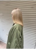 ホワイトベージュ