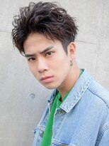 リバースショート　ツイストスパイラル　束感