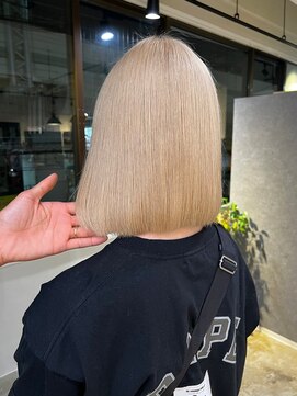 メリー オオサカ(Merly Osaka) white blond