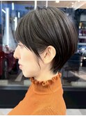 静岡ショートカット切りっぱなしボブくびれショートグレイカラー