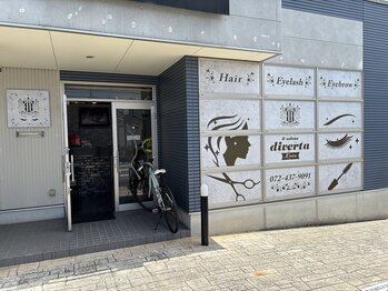 il salone diverta .Eyes【イル　サローネ　ディヴェルタ　ドットアイ】